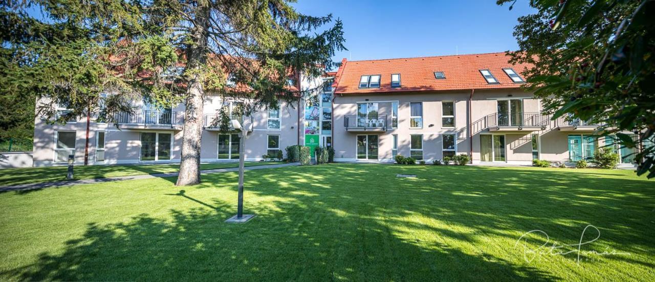 Fresh Garden Apartments Siofok Exterior photo